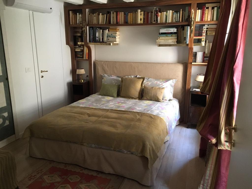 Ca Dei Libri Apartment Венеция Екстериор снимка