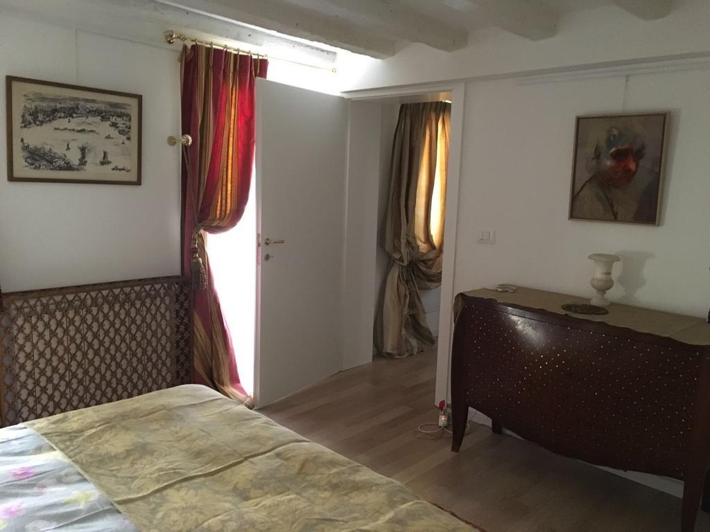 Ca Dei Libri Apartment Венеция Екстериор снимка